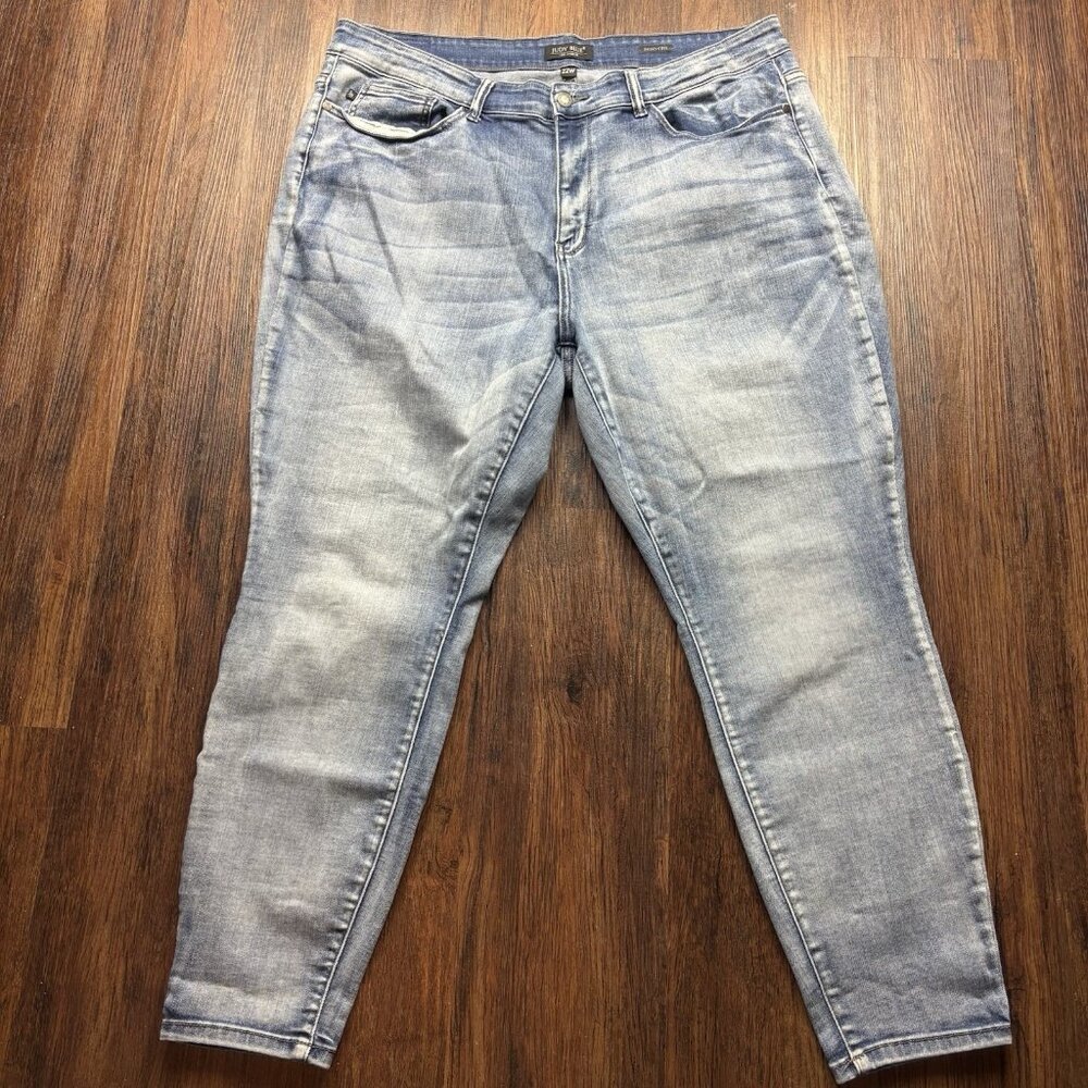 Judy Blue Skinny Fit Jeans Distressed Medium Wash JB82190LT Size 22
